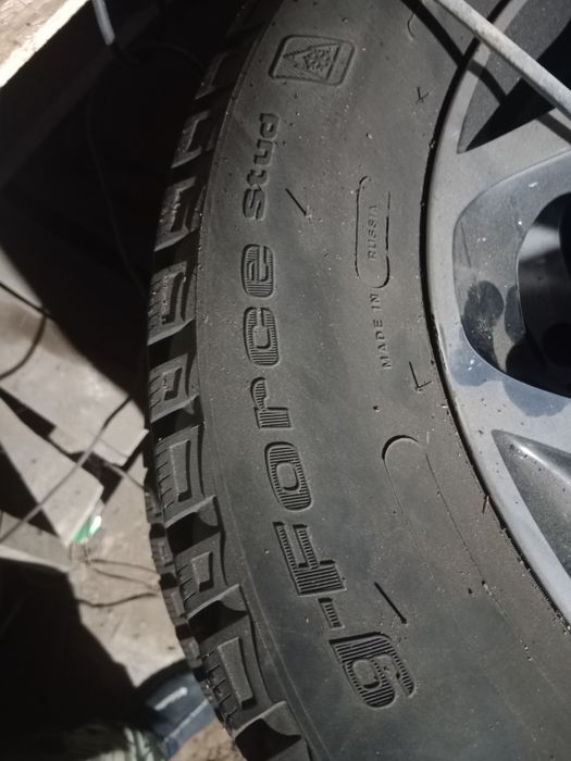 Продам Шины с дисками