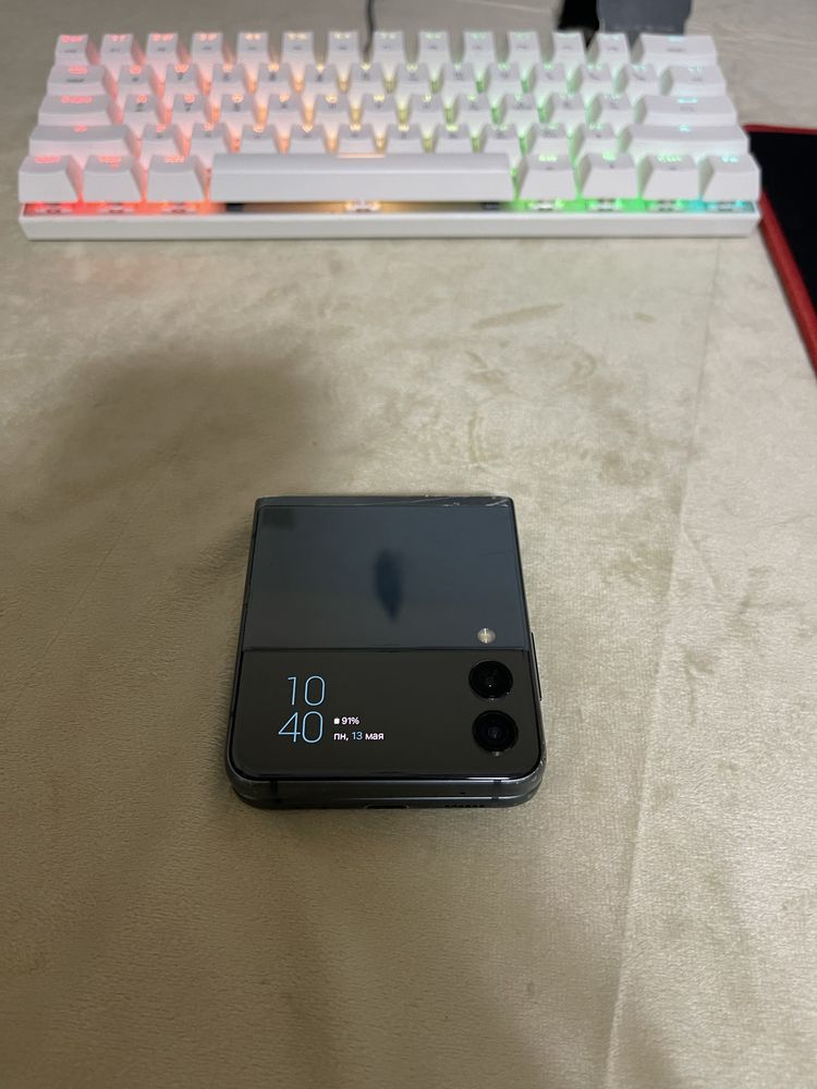Samsung galaxy Z Flip 3 5G 256Gb