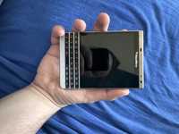 Blackberry Passport display defect