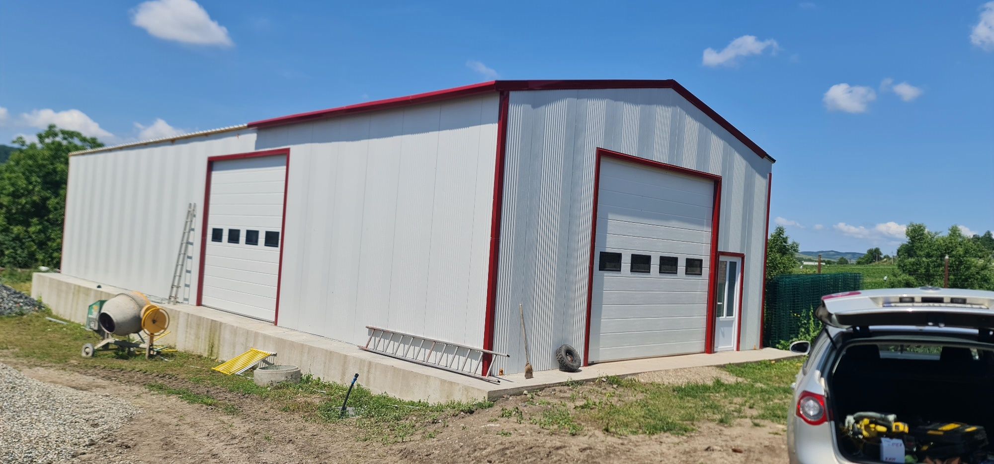 Usa de garaj/ usa tip rulou/ usi industriale/ usi secționale/ usi