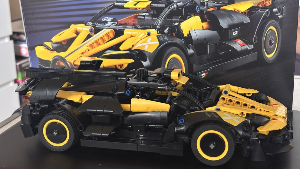 Lego Buggati 42151 техник