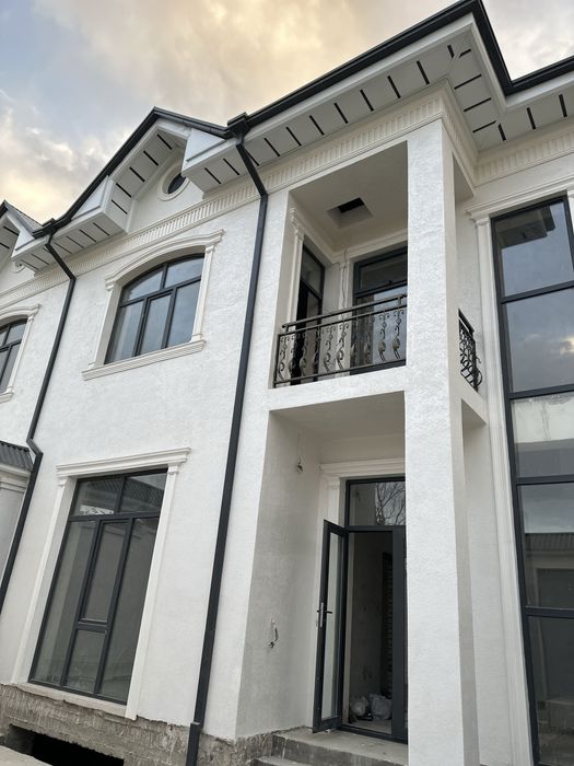 Buxoro shaxri trikatajdan uchaska sotiladi