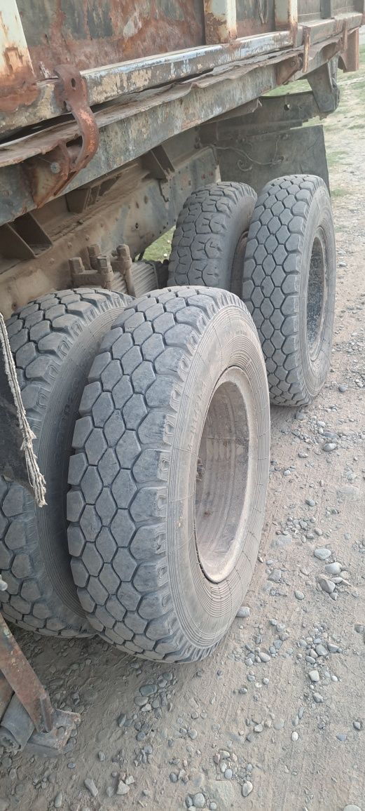 Kamaz sotiladi..