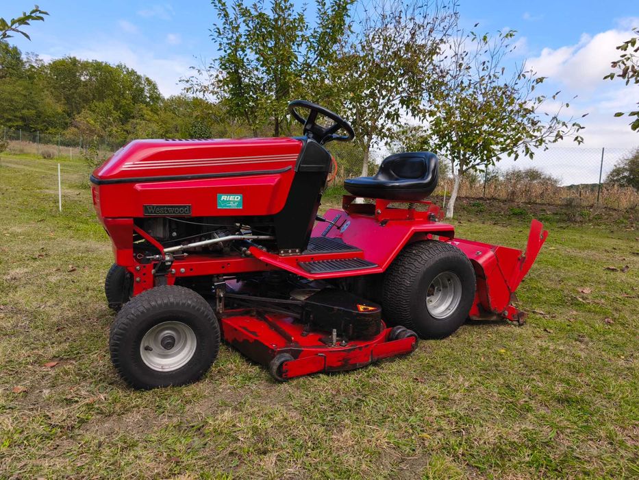 Westwood 1800 tractoras de tuns iarba gazon profesional
