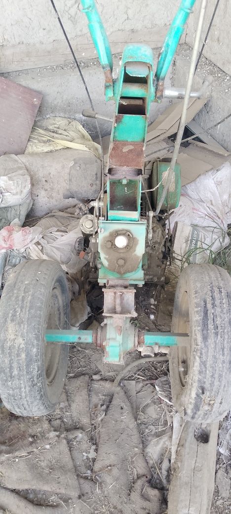 traktor motoblok