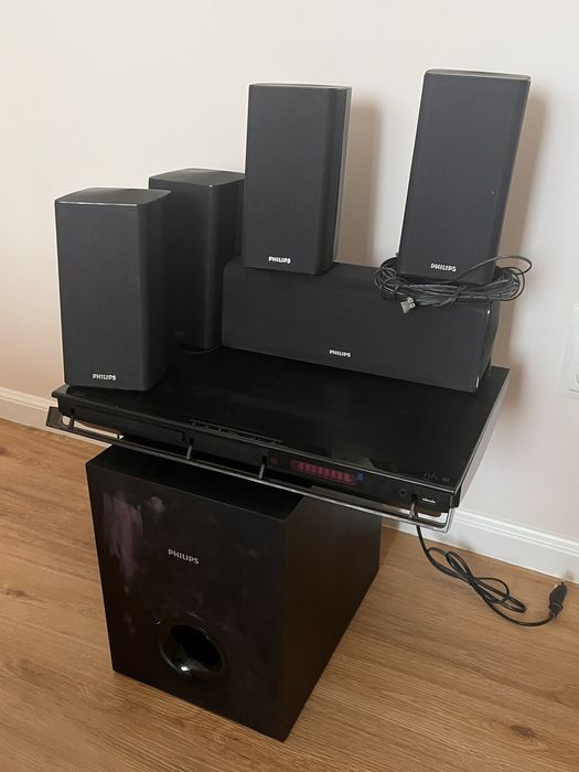Sistem audio Philips 5.1 HTB352 de 1000W