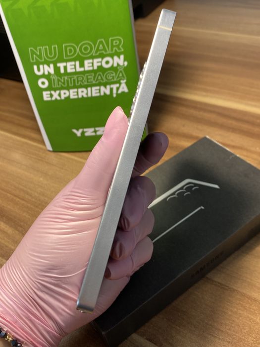 Samsung Galaxy S25 Ultra Duos / Garanție 24 luni / 256 Gb / Ca nou