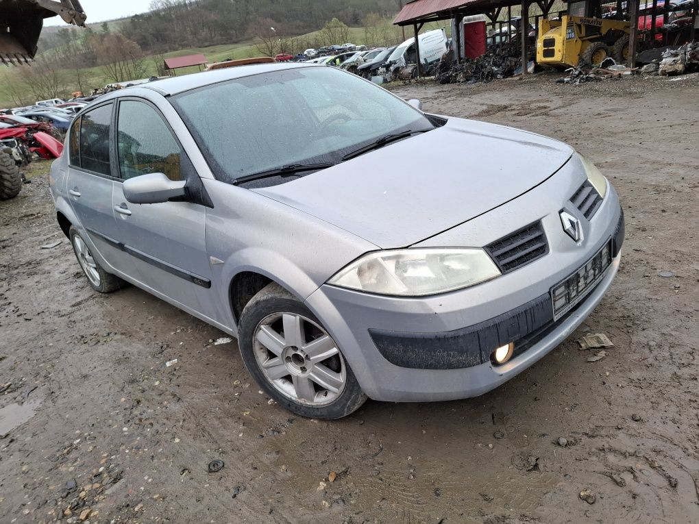 Piese/Dezmembrez Renault Megane ll 1.5dci Sedan An 2005