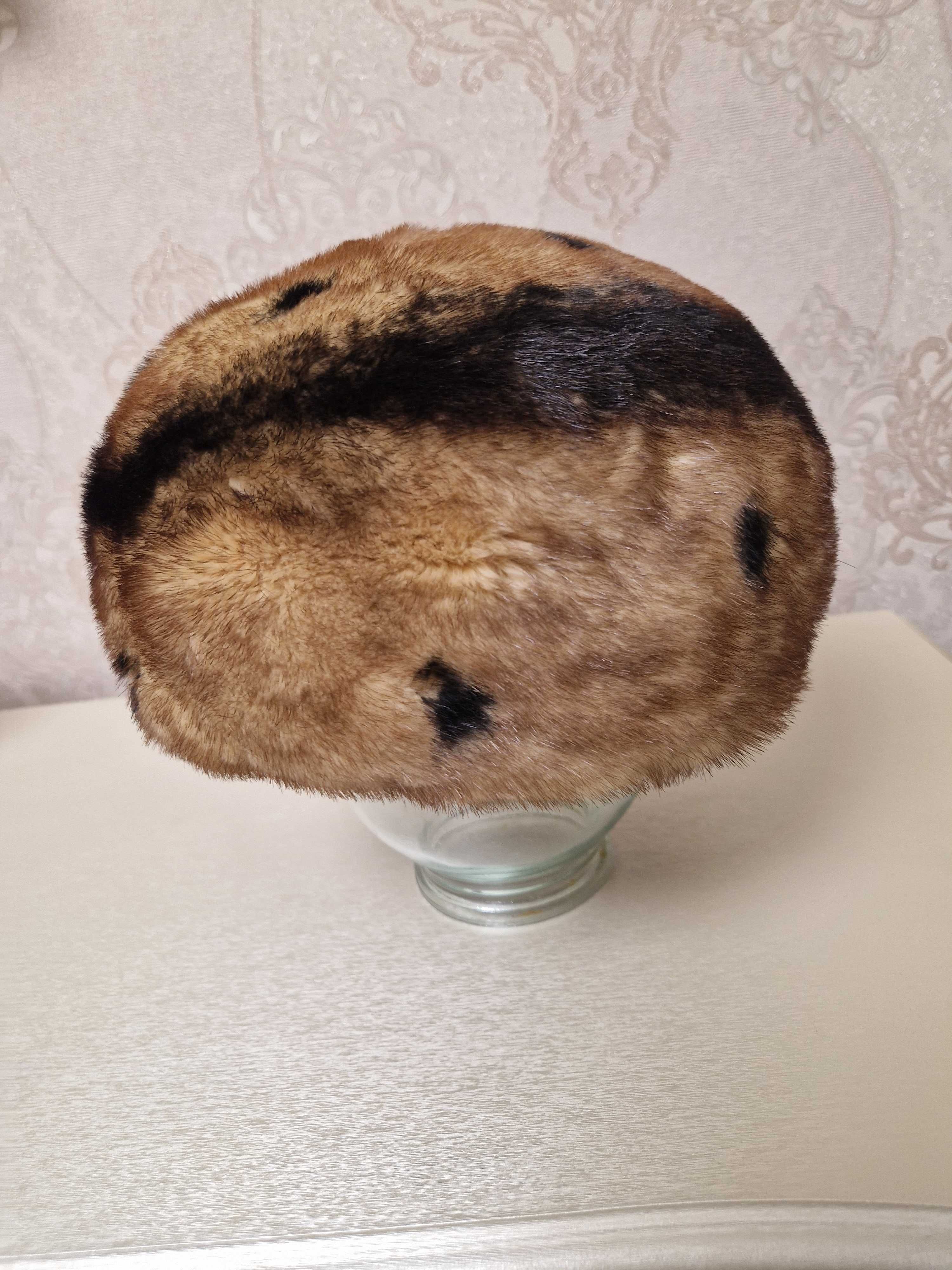 Берет  норковый  женский