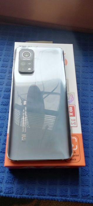 Продавам много запазен Xiaomi mi 10t Pro- 5G