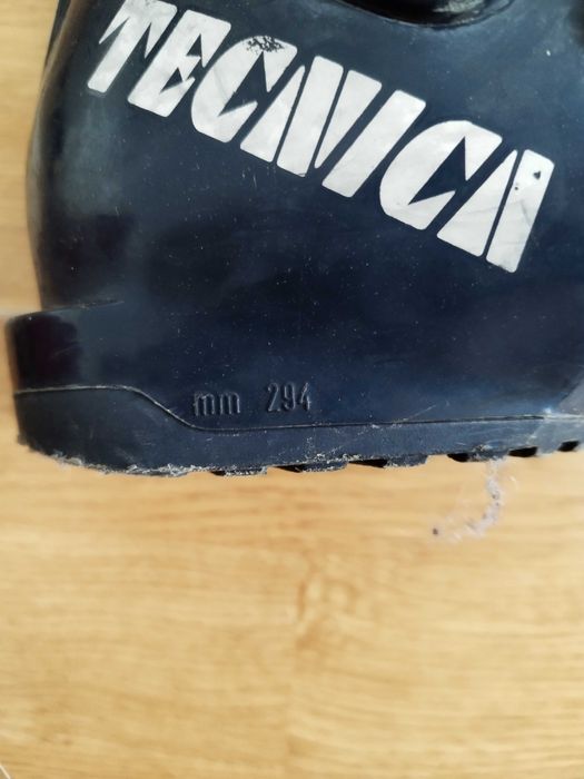 Ски обувки Tehnica