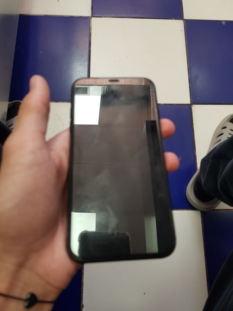 Айфон Xr kh/a продаётся