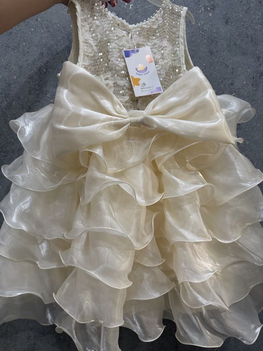 Платья на девочку новогодние на 3-5 лет