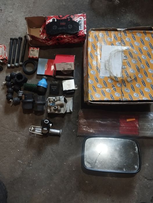 Нови части за Мерцедес 814D 20+1