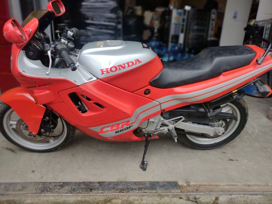 Honda CBR 600 f1