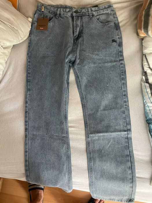 Blugi lungi Burberry Supreme, marimea 34 (L-XL), noi cu eticheta
