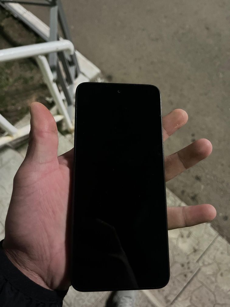 Продам Редми 12 в хорошем состоян