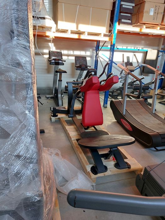 Depozit aparate profesionale culturism&fitness/utilare sala fitness