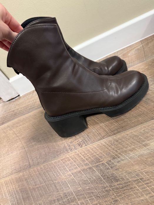 Кожени боти цвят бордо