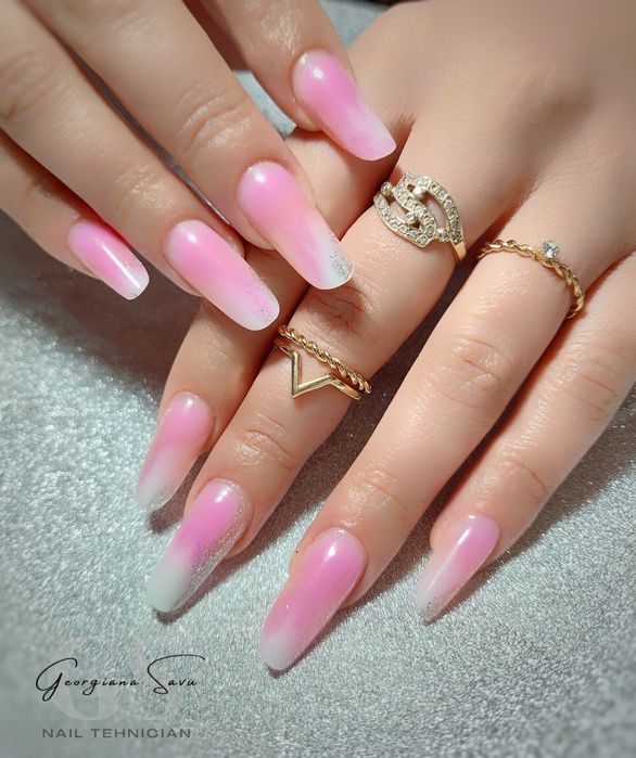 Unghii cu gel, oja semipermanenta  Baba novac