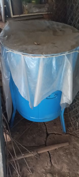 Центрофуга за пчелен мед