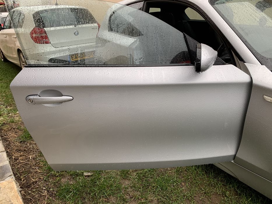 Usa portiera stanga dreapta bmw seria1 e87 e81 e88