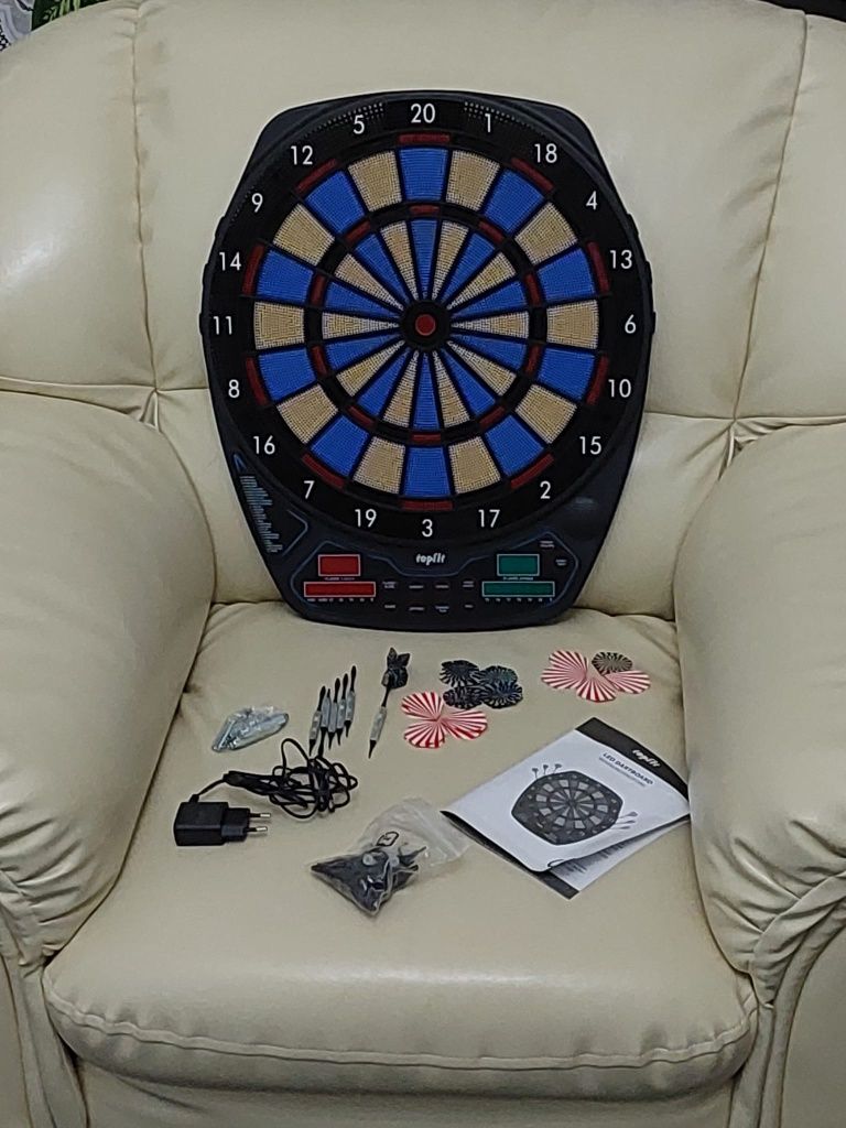 Vând Led Dartboard