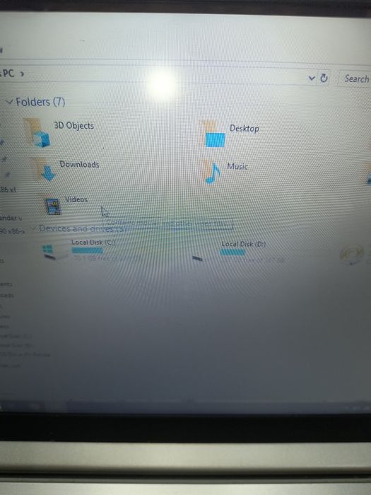 Laptop Lenovo forte puțin folosit