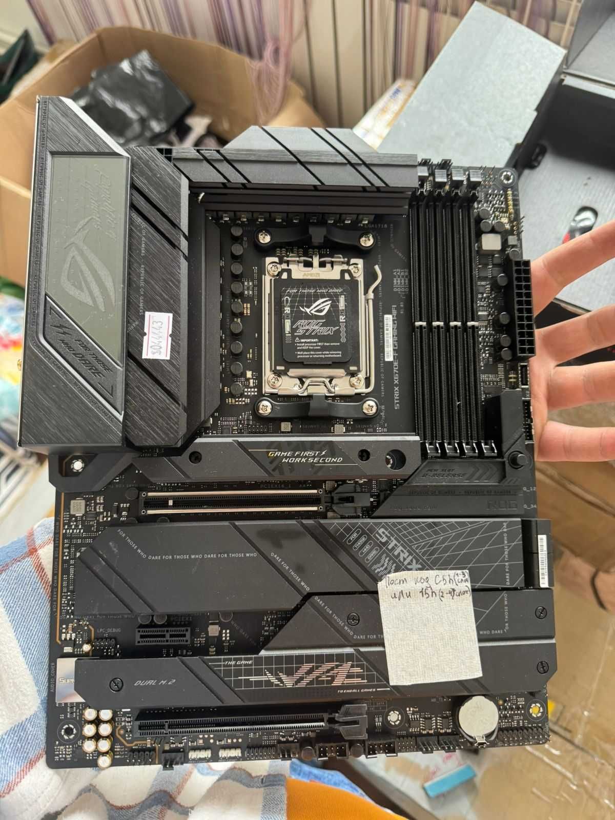 Материнская плата на запчасти, Asus x670E-F, Asus X670E Hero