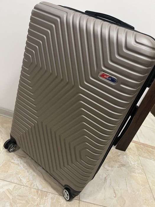 Valiza tip troler crem