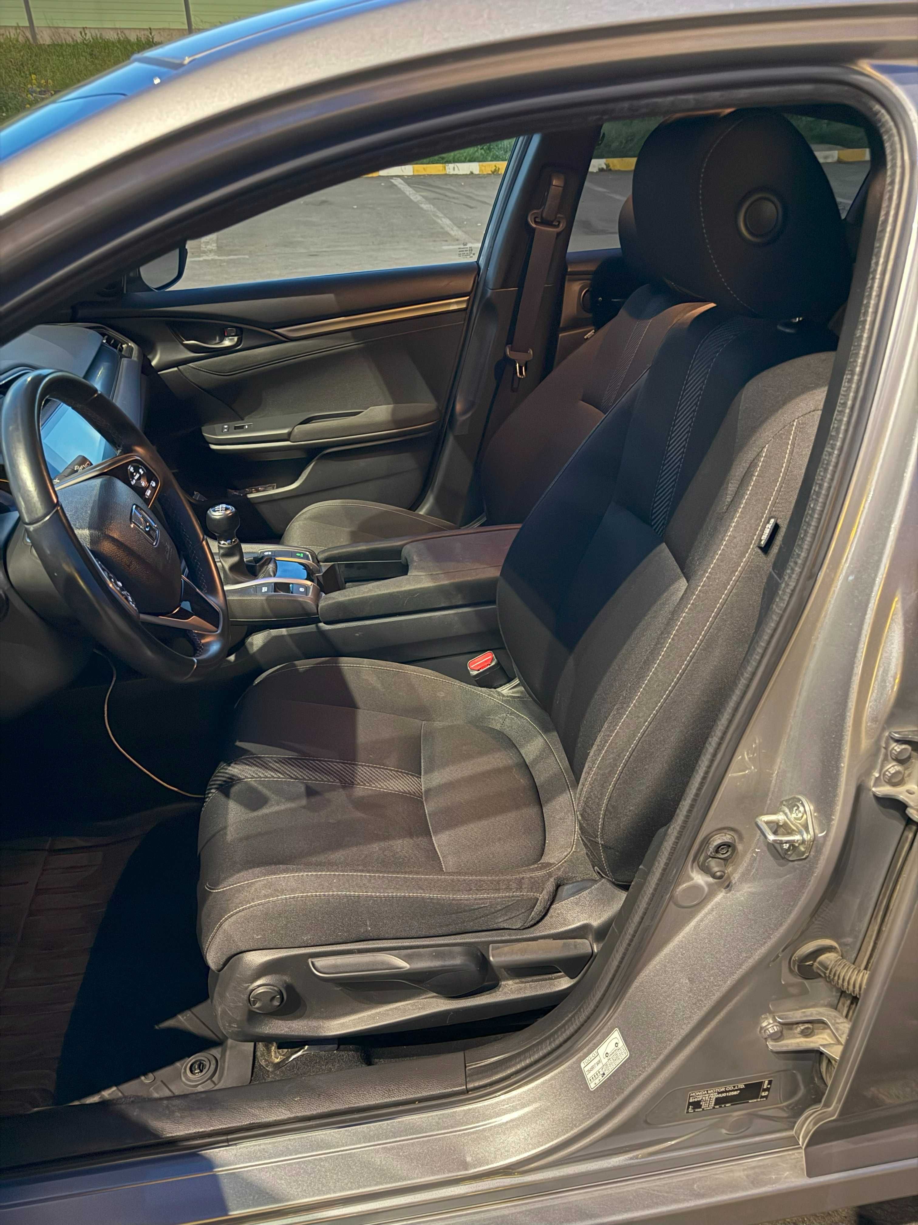 Honda Civic X 1.0 VTEC Turbo NAVI