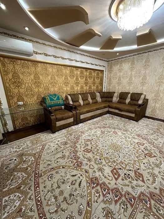 Коракамишда 3-хона яхши жойда тоза уй