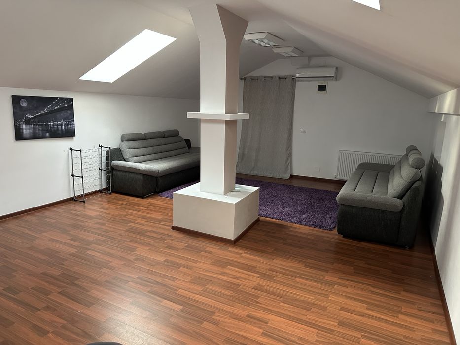 Inchiriere penthouse 160 m2 -Micro 3  3000 / luna