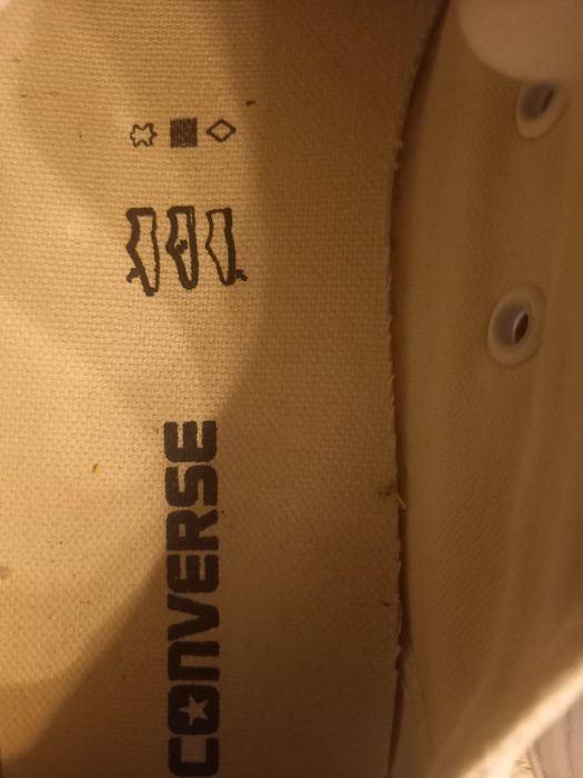 Converse noi marimea 40