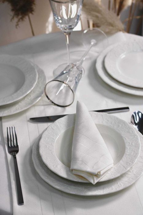 Сервиз за храна 24 части лукс