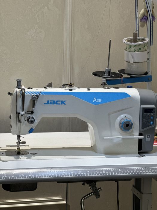 Промышленная швейная машина