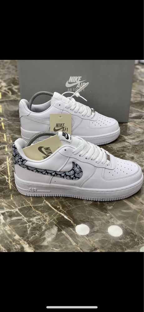 Adidasi Air force 1 premium