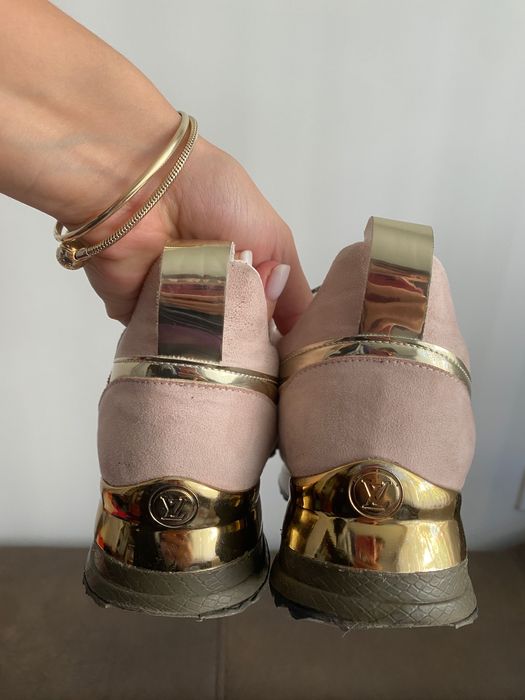 Дамски обувки Louis Vuitton run away sneaker - LV Спортно елеганти
