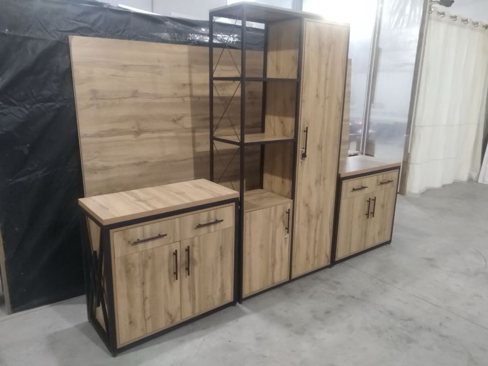 Loft mebil ishlab chiqaruvchi lardan harxil stelajla bor 700.000 boshl