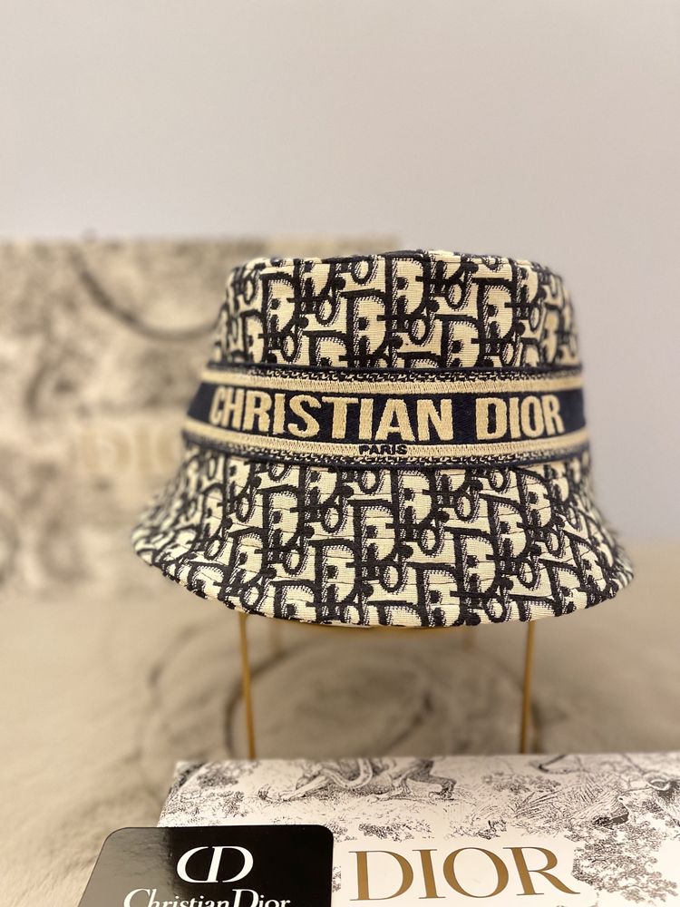 Palarie Christian Dior