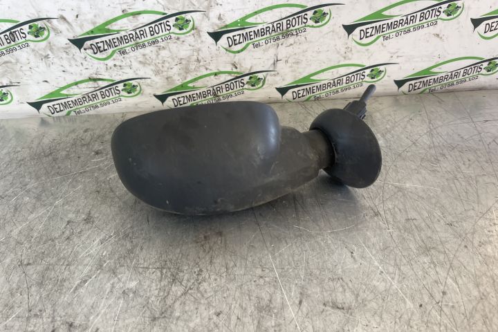 Oglinda dreapta manuala E11026309 / E11 026309 Dacia Logan prima gene