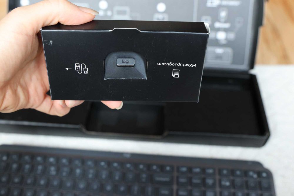 Клавиатура Logitech MX Keys S, US, Graphite 3 бр.