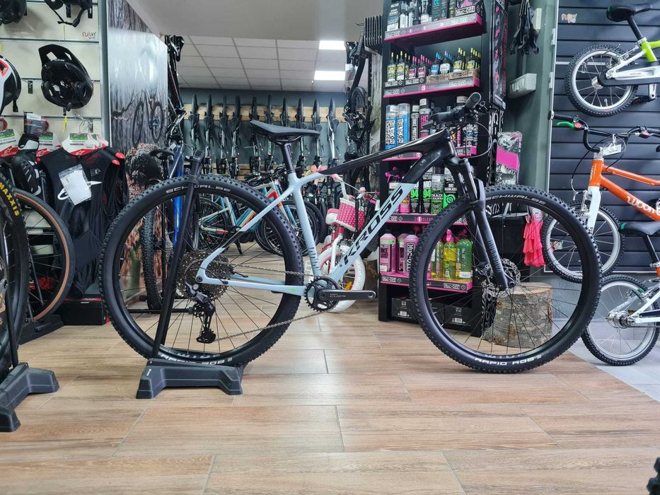 Bicicleta Kross Level 7.0 M 29 L in stoc la Est Bike Funky Sports