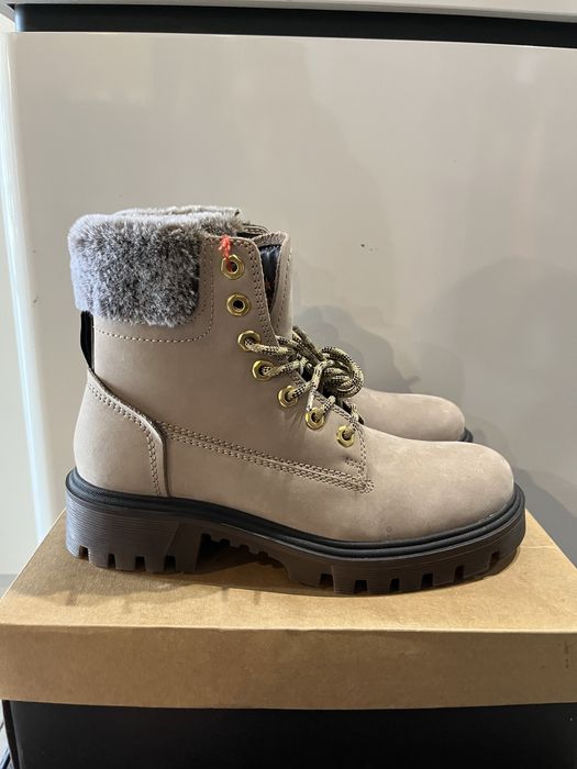 Дамски боти Wrangler номер 39