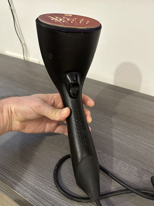 Aparat de calcat vertical cu abur Philips Steam &GoPlus