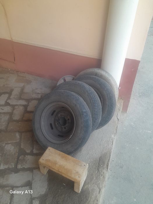 Damas rabochi balon sotiladi