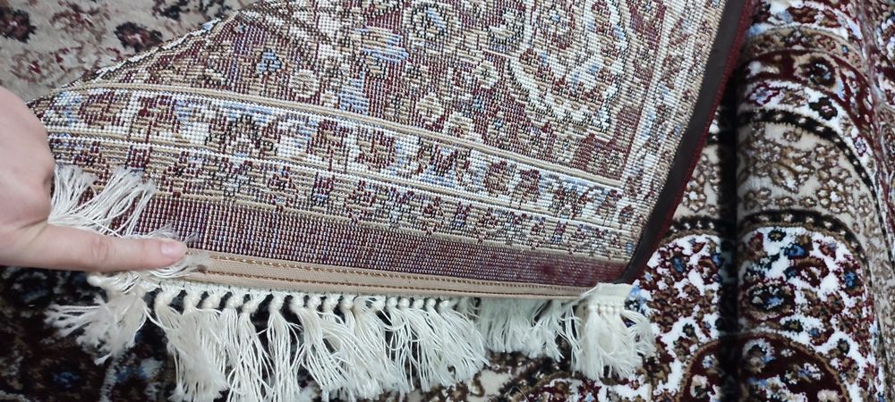 Gilam sotiladi holati yangi