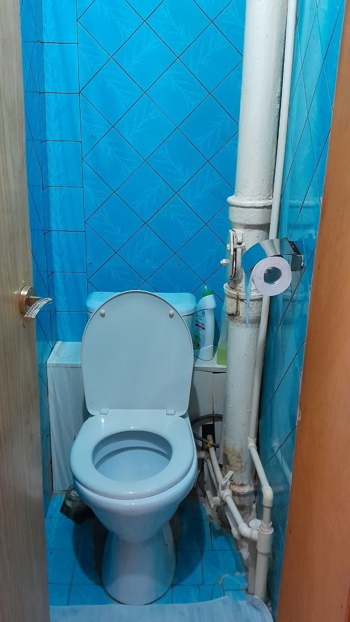 Продаю свою 4ком кв. На ц-6