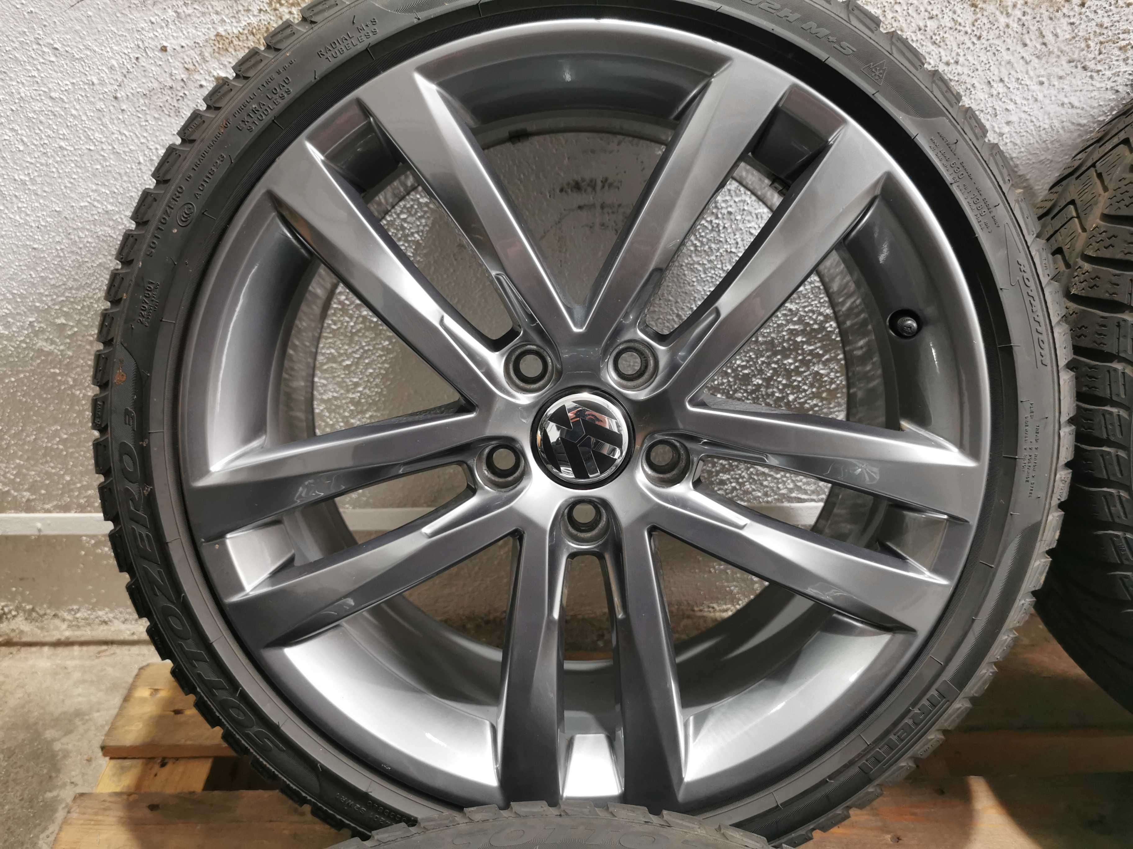 Jante Originale Vw Golf  7 . R 18 cu anvelope de iarna