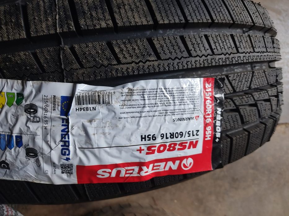 Резина новая  зима липучка 215×60×r16